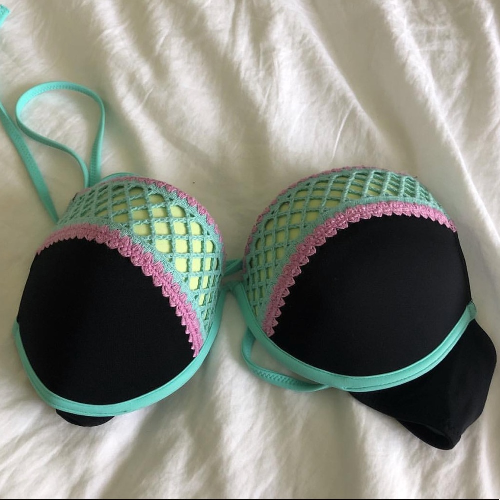 swim suit